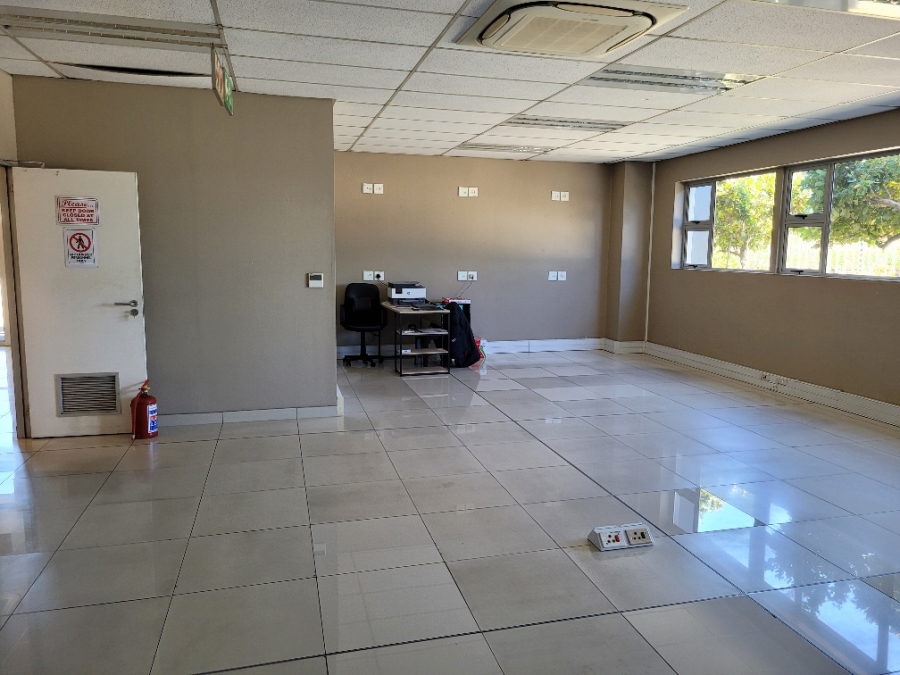 To Let commercial Property for Rent in Montague Gardens Western Cape